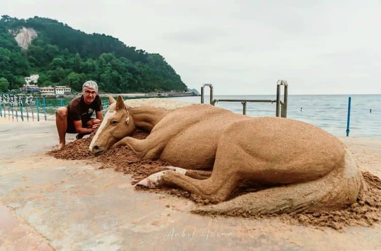 Realistic Sand Sculpture by Andoni Bastarrika