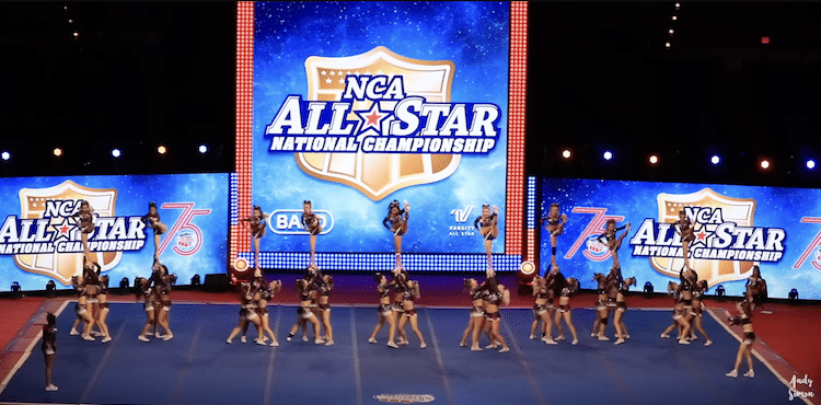 Music Cuts Out at Cheerleading Competition